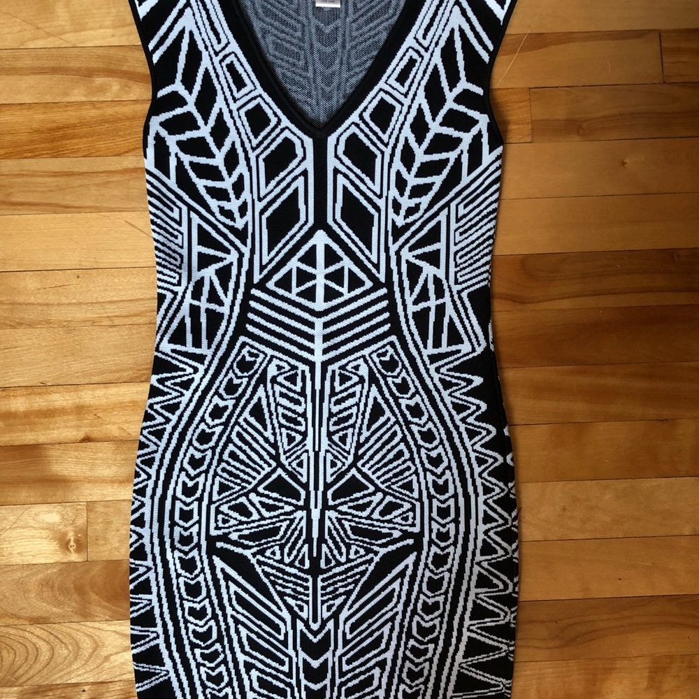 Arden B dress small black and white bodycon